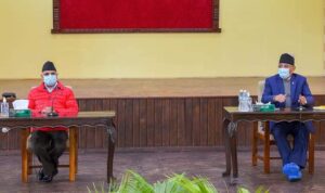 नेकपा सचिवालय बैठक : अध्यक्ष ओलीद्वारा प्रतिवेदन पेश