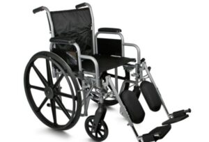 अपाङ्गता भएकालाई ह्वीलचियर र टाइसाइकल प्रदान