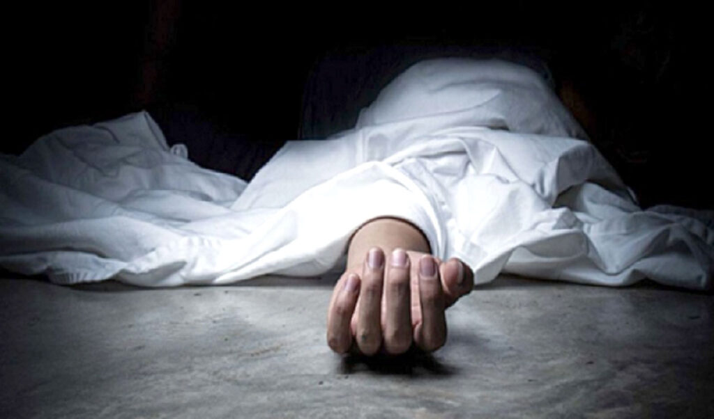 अदालतका खरिदार आफ्नै कोठामा मृत फेला