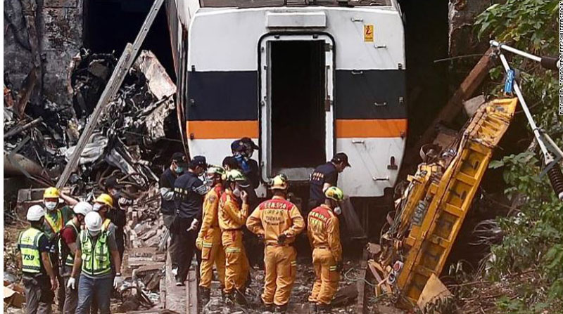 ताइवान रेल दुर्घटनाबाट देशभर शोक, एक दशकयताकै भयानक दुर्घटना