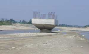 ठोरी–माडी सडकखण्डमा १२ पुल निर्माण हुँदै