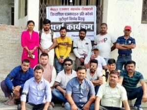 सदस्यताको लागि आन्दोलनरत रौतहटका क्रियाशील पत्रकारहरुले आज कालो पट्टी बाँधेर जनाए बिरोध