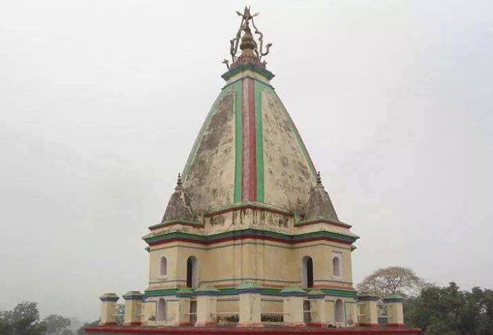 सिम्रौनगढको एतिहासिक रामजानकी मन्दिरमा २४० वर्ष पुरानो कलात्मक इँटा भेटियो