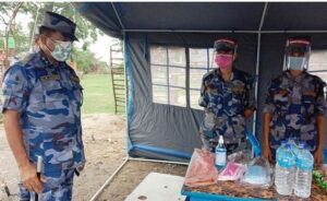 डीआईजी गौतमलद्वारा वीरगञ्ज नाकाको निरीक्षण