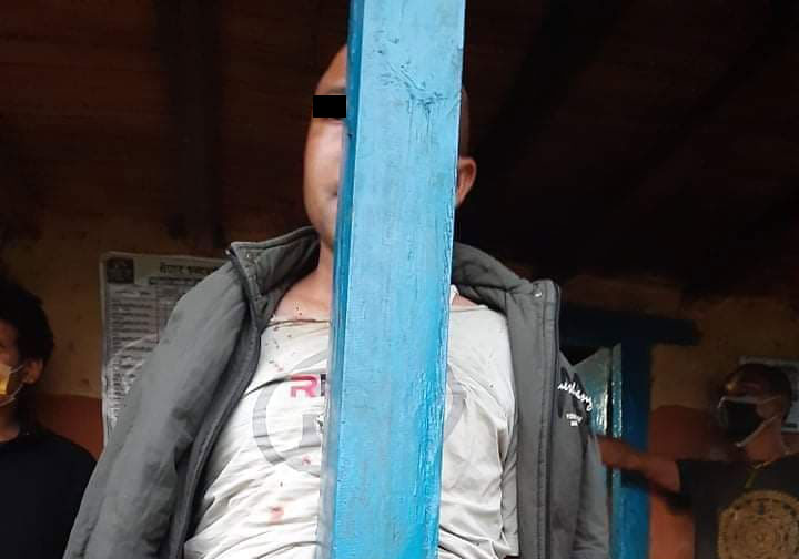 आपत्तिजनक अवस्थामा भेटिएका असई र प्रहरी जवान निलम्बित