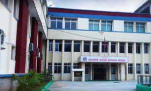 अस्पतालमा शय्या र अक्सिजनको अभाव