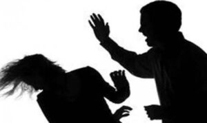 सिरहामा श्रीमानको कुटपिटबाट श्रीमतीको मृत्यु