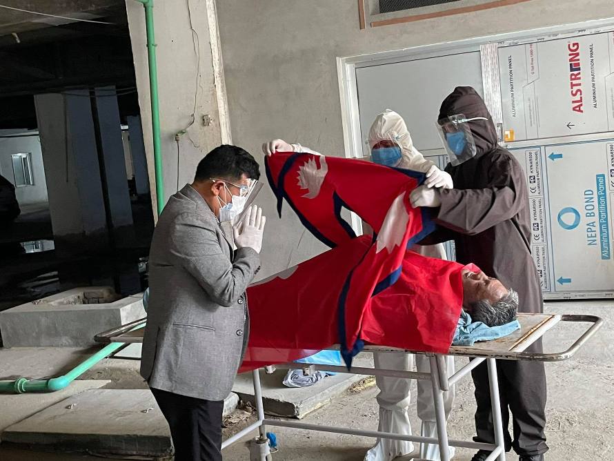 स्व.नेता चौलगाईंको पशुपति आर्यघाटमा अन्तेष्टि