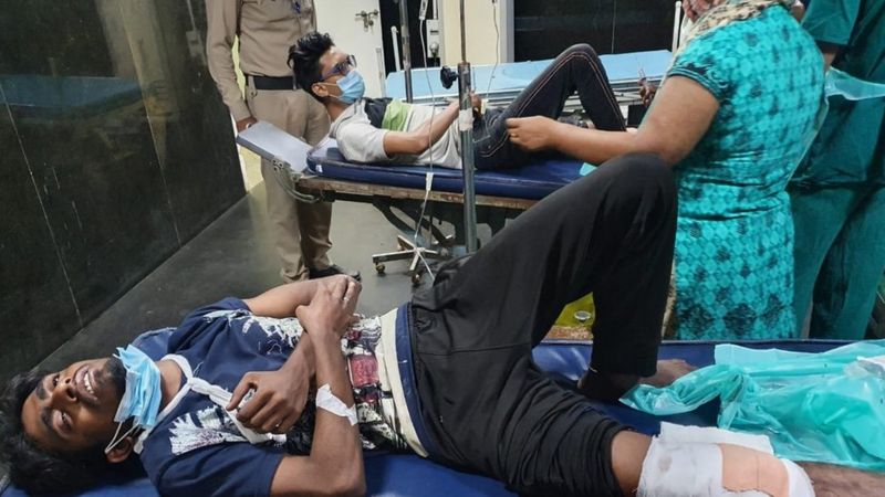 भारतः सामूहिक बलात्कारका दुई अभियुक्तले भाग्ने कोसिस गर्दा प्रहरीले चलायो गोली