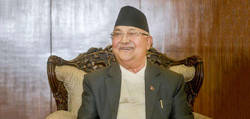 सपथ लिदै प्रधानमन्त्री ओली :मन्त्रीमंडलमा पुरानै टिमलाइ दिने निरन्तरता