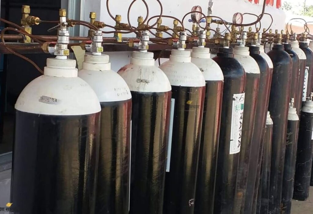 बिरामीलाईले आफै अक्सिजन लिएर आउन अस्पतालको आग्रह