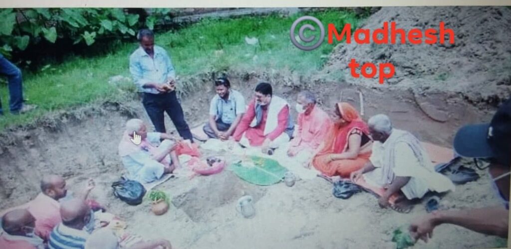 महोत्तरीको रामगोपालपुरमा सरस्वती मन्दिर शिलान्यास