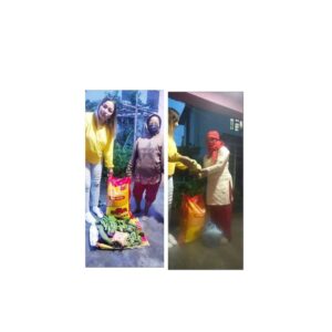 सामाजिक अभियन्ता जेनिसा बोहराद्वारा दुखी र गरिबहरु खाना खुवाउदै