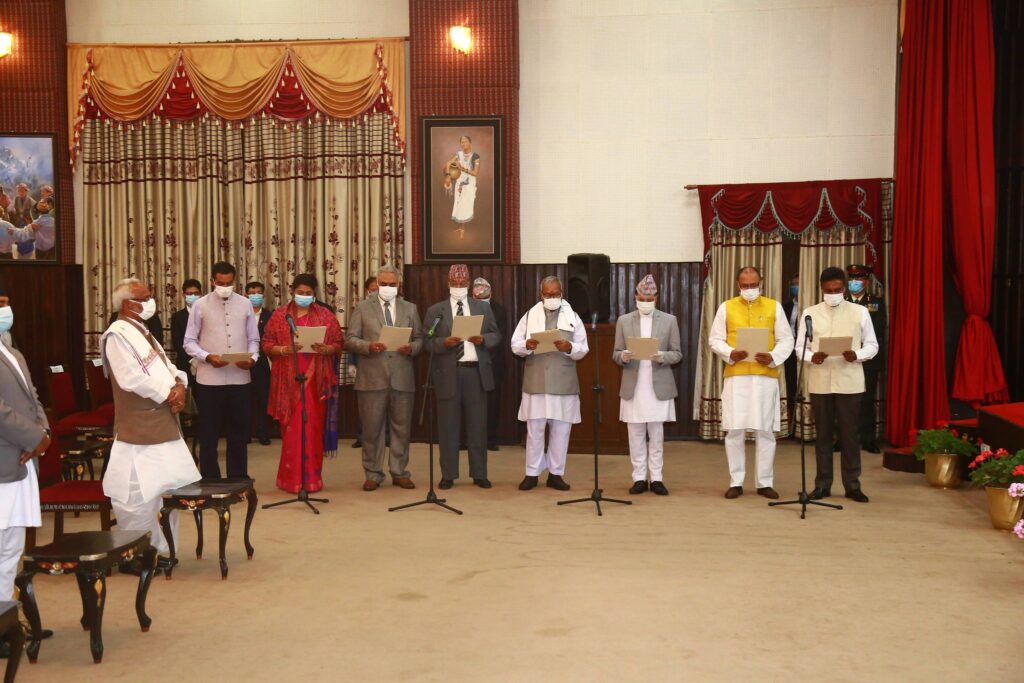 के.पी शर्मा ओलीले गरे मन्त्रिपरिषद् पुनर्गठन, कसलाई कुन मन्त्रालय को गए बाहिर र को भित्र ?