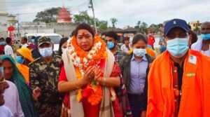 महोत्तरीमा मन्त्री चौधरीलाई आफ्नो जन्मस्थल मटिहानीमा भव्य स्वागत