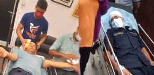 चितवनका एसपी अधिकारी चढेको गाडी ट्रकसँग ठोकिदा ६ प्रहरी घाइते