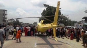 सर्लाहीमा मोटरसाइकल बिजुली पोलमा ठोकिदा युवक गम्भीर: हेलिकप्टरबाट काठमाडौं