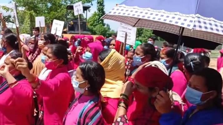 स्थानिय सरकार आँखा खोल भन्दै बुद्धभुमिका शिक्षक कर्माचारी आन्दोलित