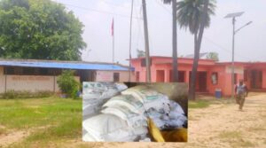 बटेश्वर गाउँपालिकामा किसान चिन्तित: वर्षदेखि बाड्न दिएको मल गोदामै