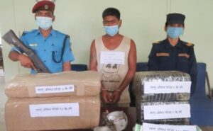 धनुषाको युवक तेस्रो पटक लागूऔषध गाँजासहित घरबाटै समातिए