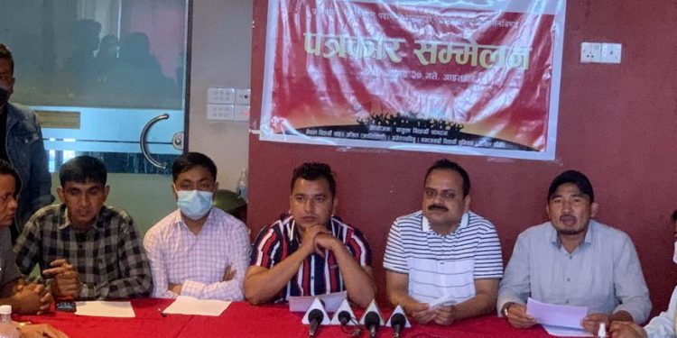 संयुक्त विद्यार्थी संगठनको एक्सन सोमबारदेखि निगमका गाडी चल्न रोक